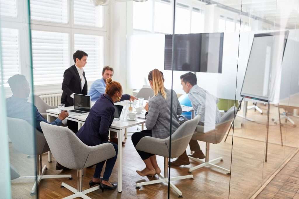 styrelseledamöters interventionsrätt