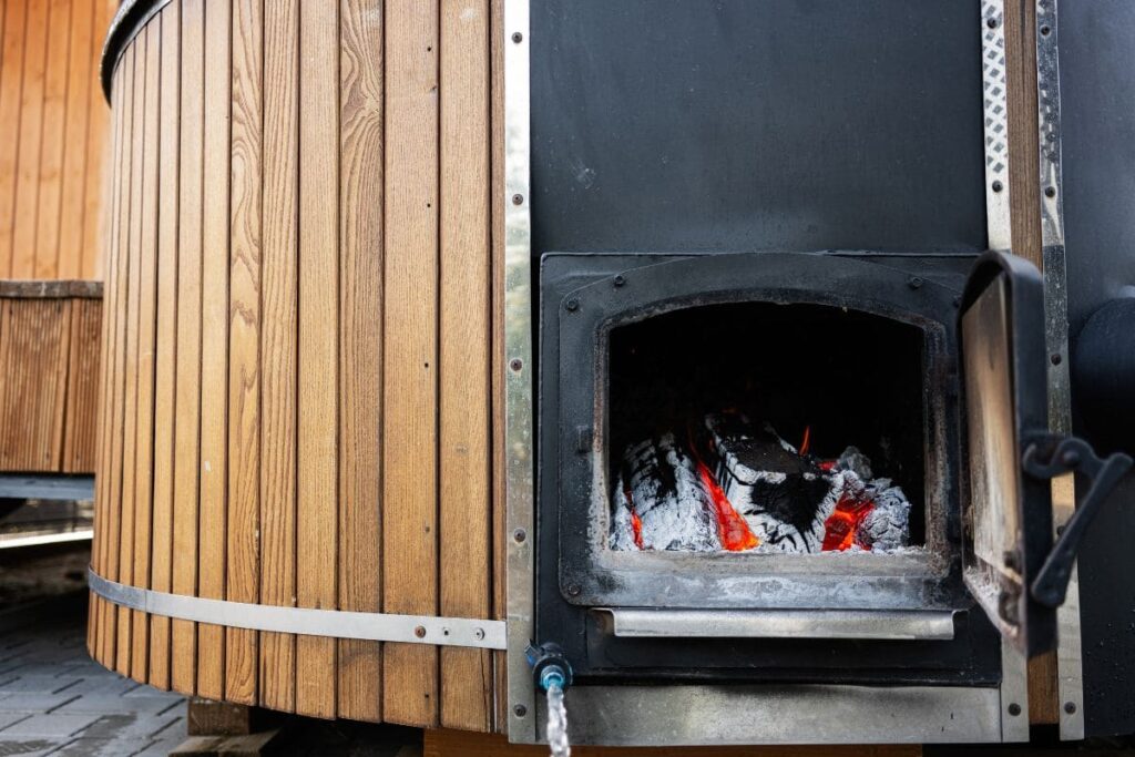 Badtunna som det eldas i