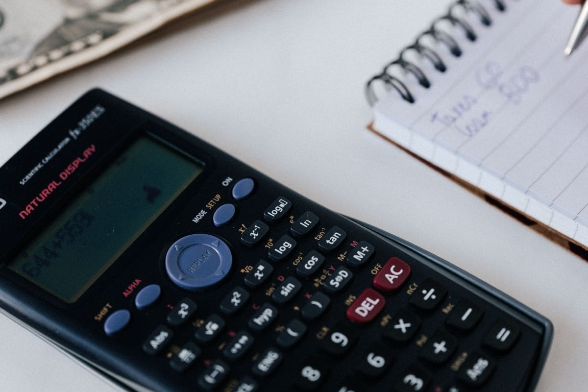 Utdelning trots skatteskuld